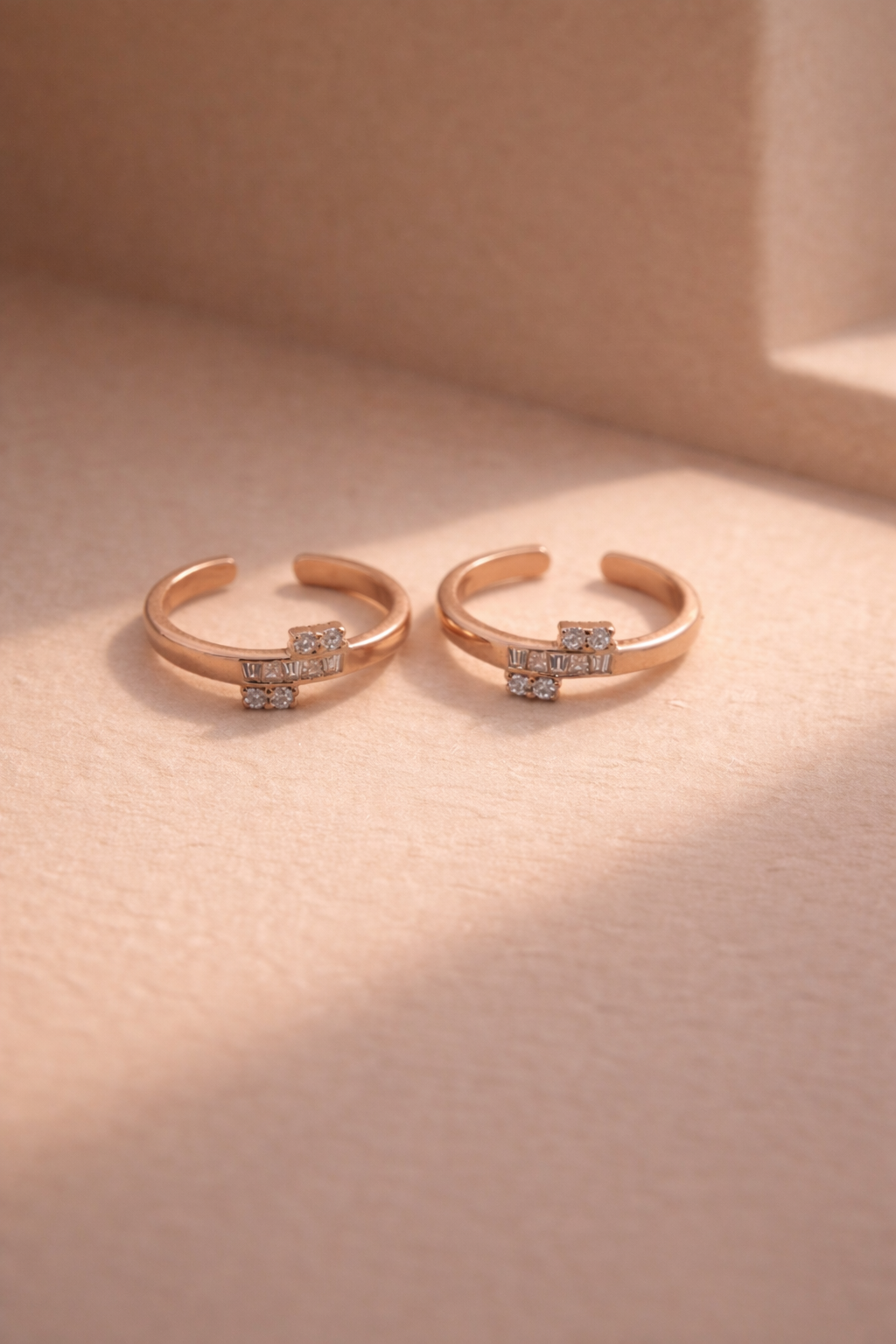 Baguette Bar Toe Ring