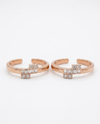 Baguette Bar Toe Ring