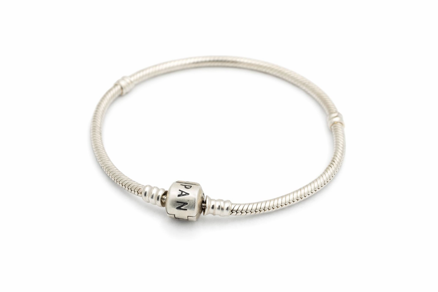 Anviora Statement Bracelet
