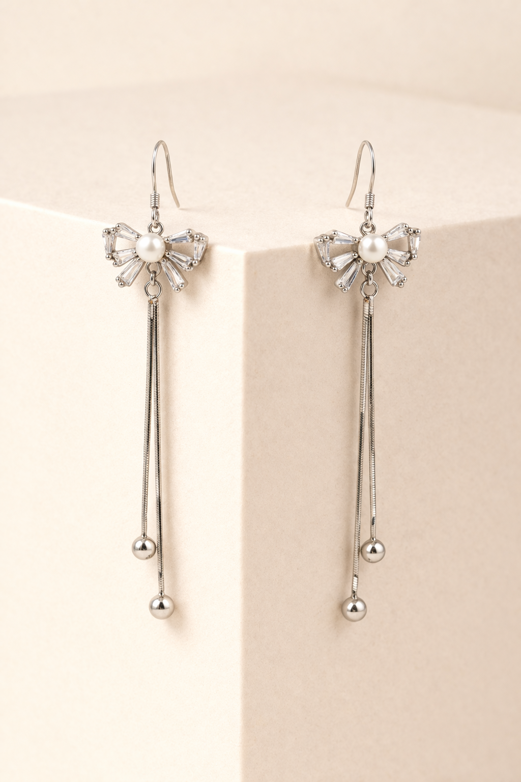 Bow Pearl Tassel Earrings