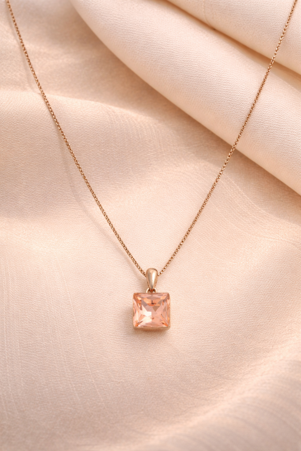 Radiant Circle Pendant