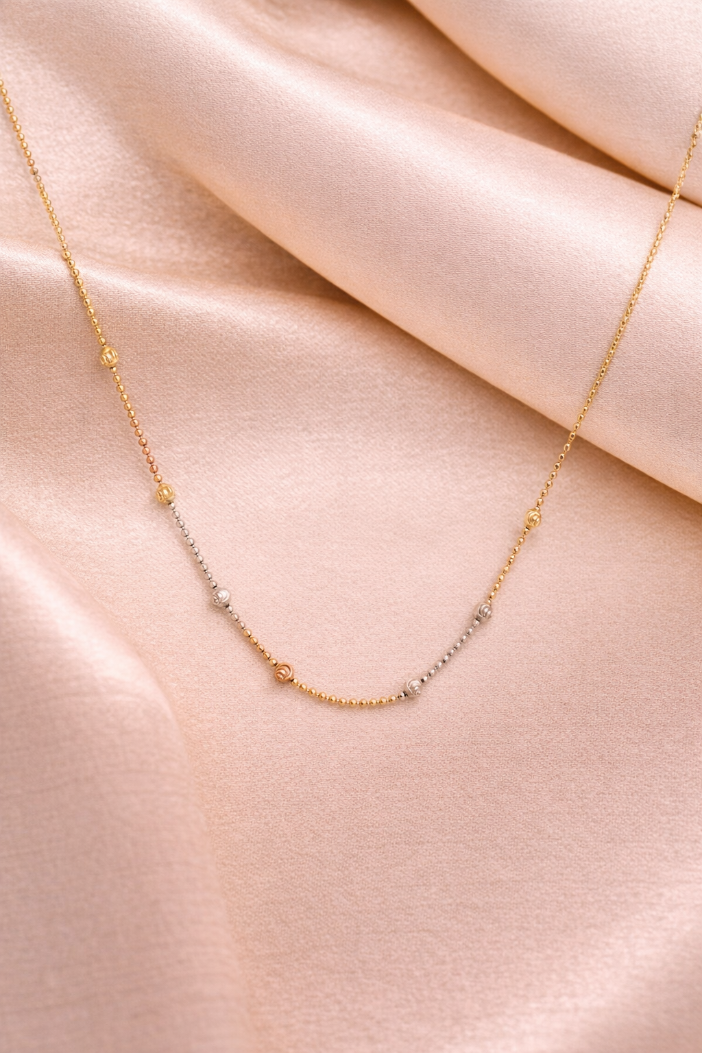 Tri Color Beaded Chain