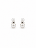 Snow Pearl Studs