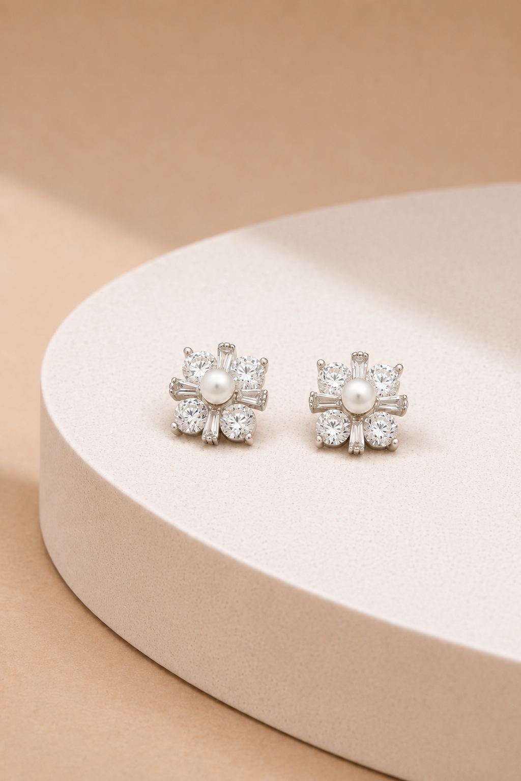 Pearlpop Studs