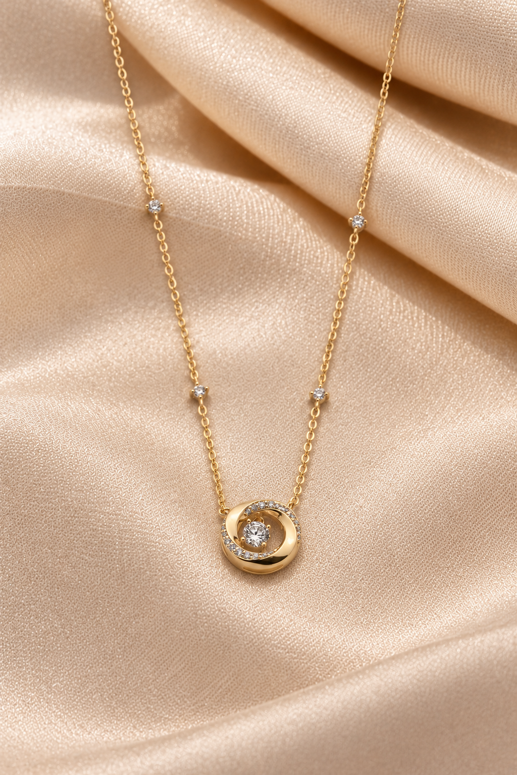 Starlit Loop Pendant