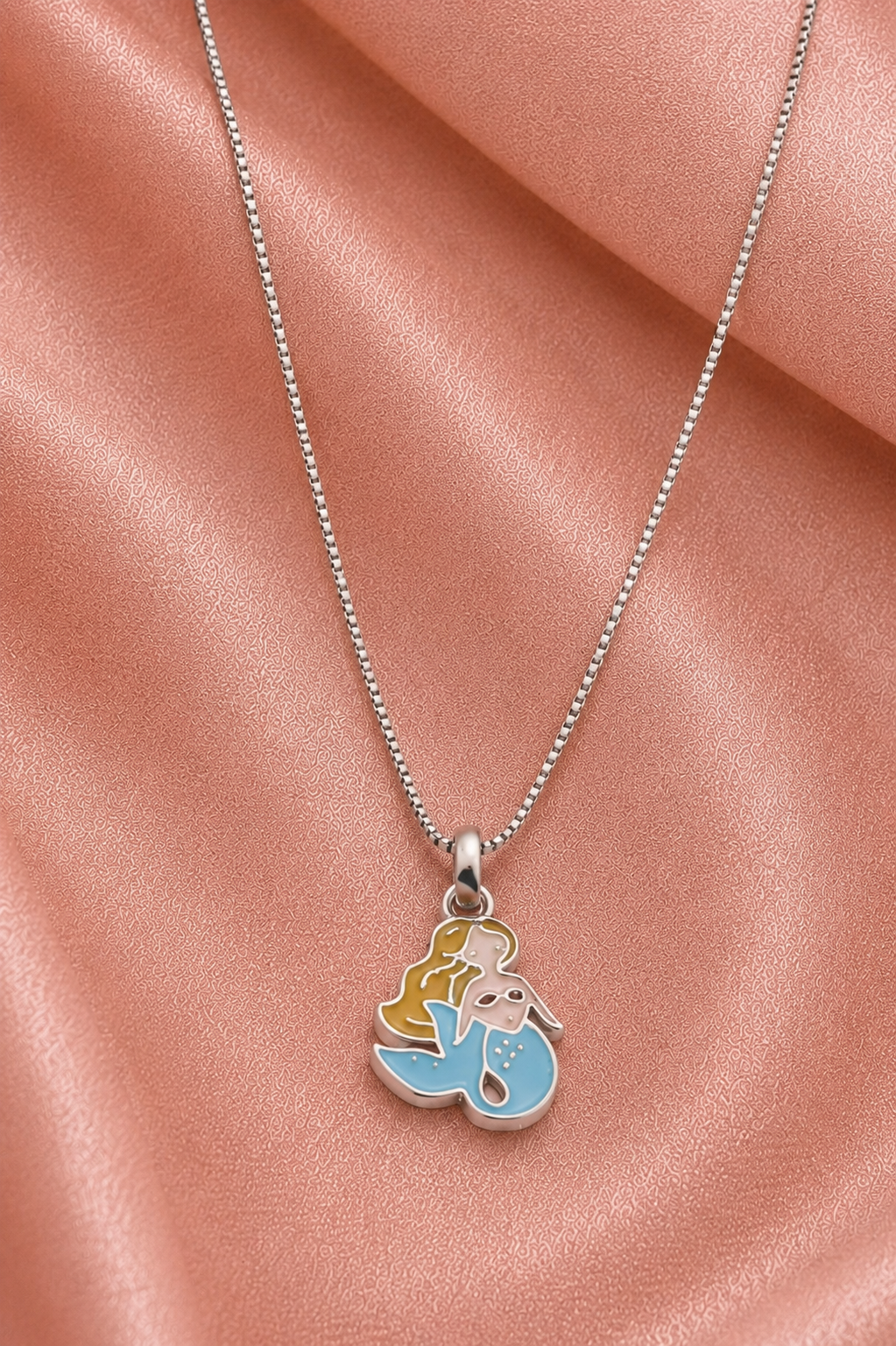 Aqua Siren Chain