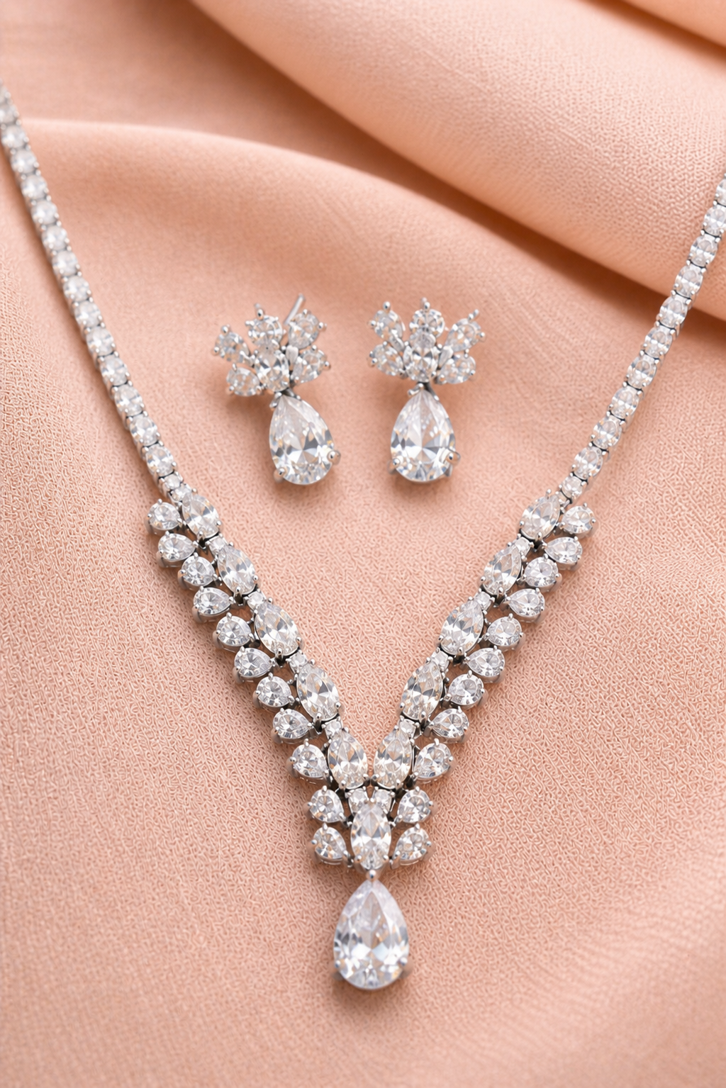 Regal V-line Sparkle Set