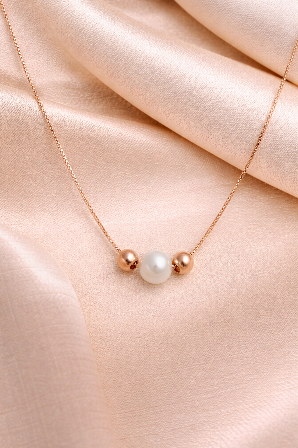 Minimal Pearl Chain