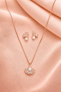 Radiant Fan Pearl Set