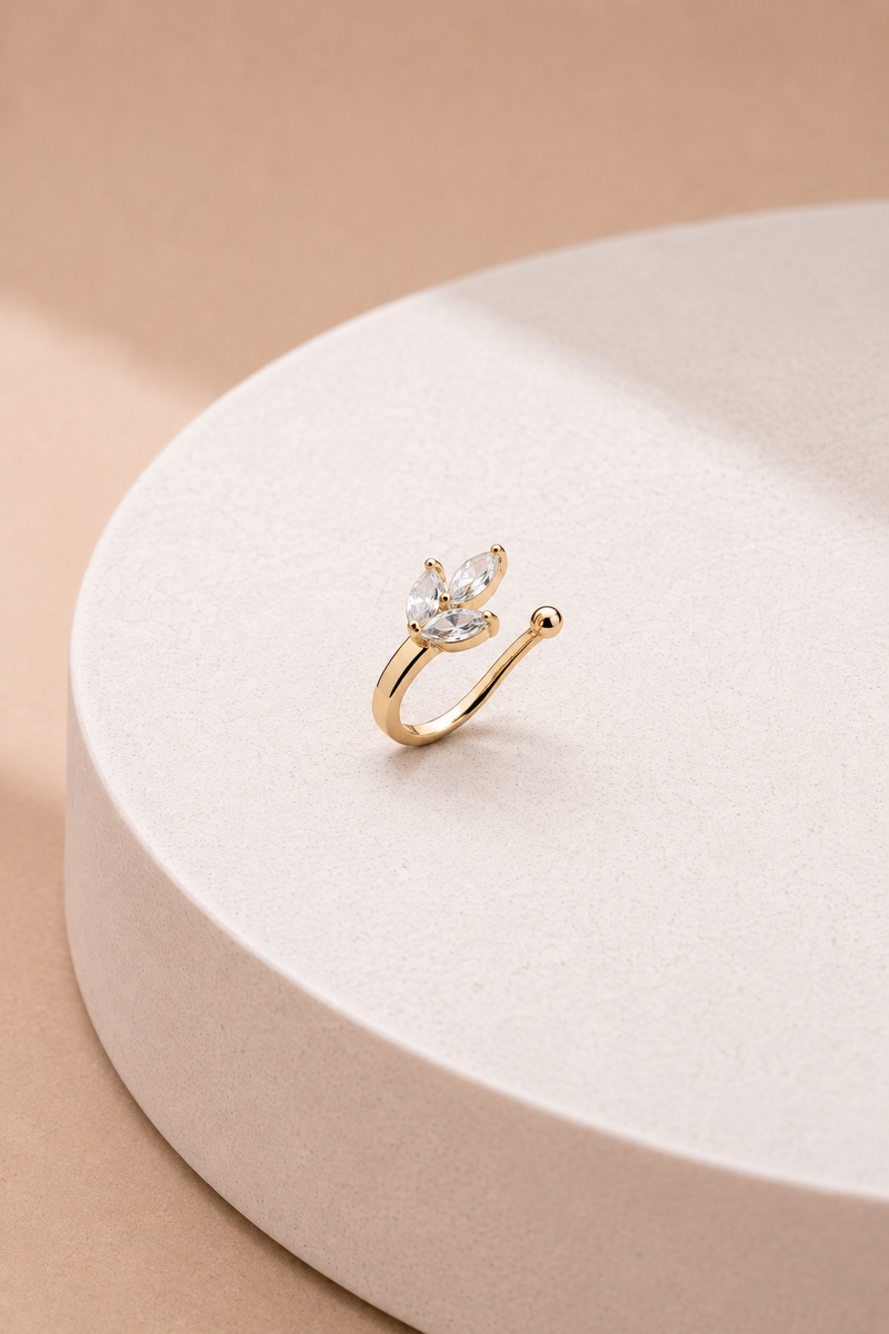 Frost Leaf Nose Pin